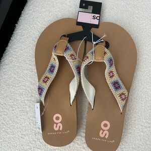Size 8 flip flops